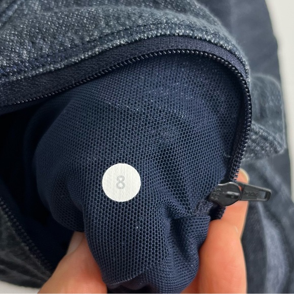 Lululemon Forme Jacket Reversible Slub Denim Inkwell/ Inkwell Sz 8 - Picture 11 of 11